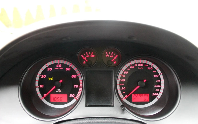 Seat Ibiza cena 15900 przebieg: 229000, rok produkcji 2005 z Tarnobrzeg małe 277
